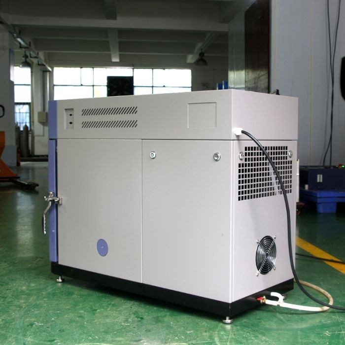 桌上型恒温恒湿箱